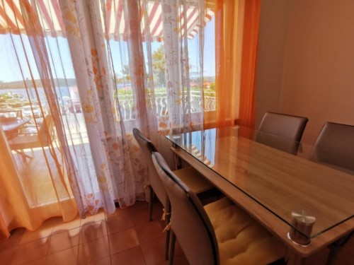 Ferieleilighet - 2 personer -  - 21223 - Okrug Gornji