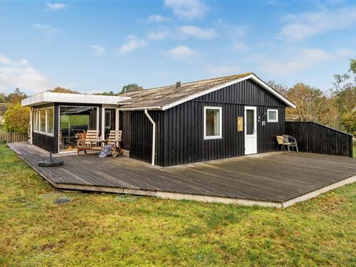 Sommerhus - 6 personer -  - Dyreholmen - Hou - 9370 - Hals