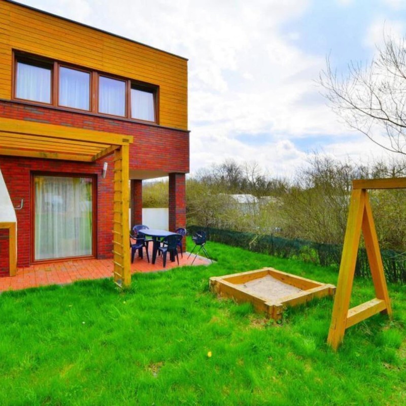 Sommerhus - 4 personer -  - 76-034 - Sarbinowo