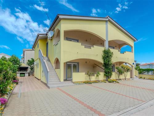 Holiday Home/Apartment - 6 persons -  - Ulica Bobovik XXIII - Vir-Vir - 23234 - Vir