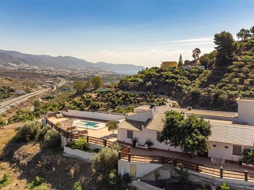 Ferienhaus - 9 Personen -  - Barranco el Puerto, Poligono - Nerja - 29770 - Torrox