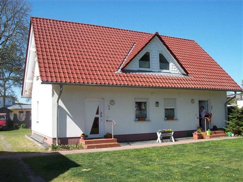 Holiday Home/Apartment - 4 persons -  - Mölschower Weg - 17449 - Trassenheide