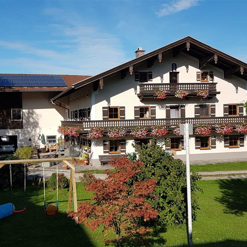 Ferielejlighed - 4 personer -  - Kreuzbergstraße 1 Ortsteil Erlstätt - 83355 - Grabenstätt