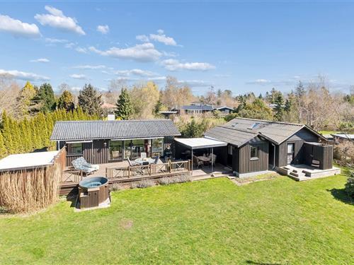 Sommerhus - 6 personer -  - Gravl-Ager - Udsholt - 3230 - Græsted