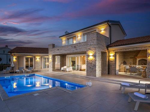 Sommerhus - 8 personer -  - Brzac - Krk-Brzac - 51511 - Malinska