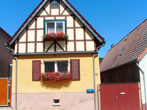 Ferienwohnung - 3 Personen -  - Poststraße - 06526 - Sangerhausen / Wippra