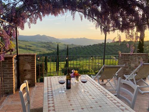 Holiday Home/Apartment - 2 persons -  - Strada Comunale di Montegemoli, - 56045 - Pomarance