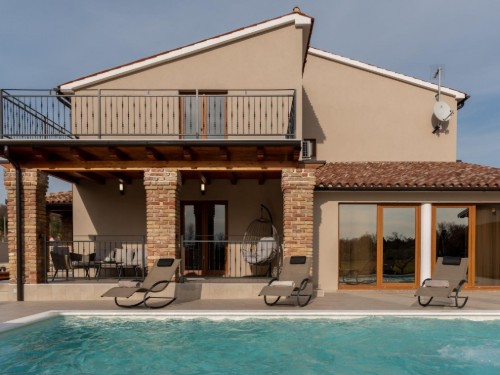Holiday home - 6 persons -  - 52100 - Pula/Banjole