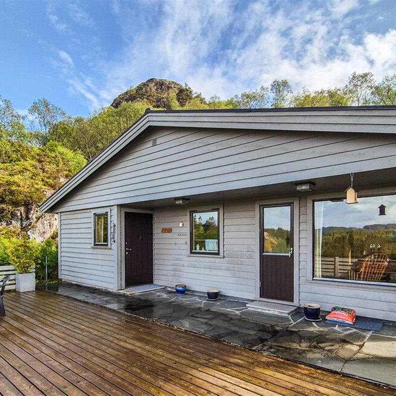 Sommerhus - 6 personer -  - Ådlandsvegen - Holsnøy - 5919 - Frekhaug