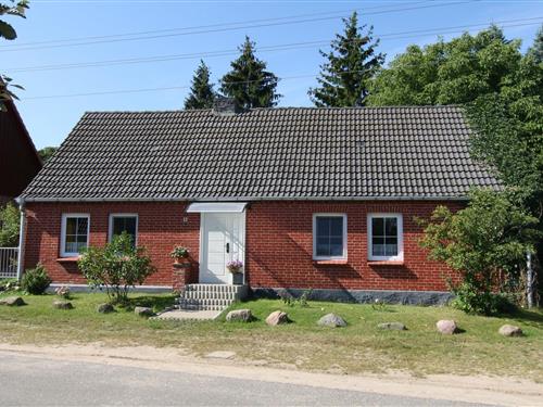 Feriehus / leilighet - 6 personer -  - 17252 - Mirow