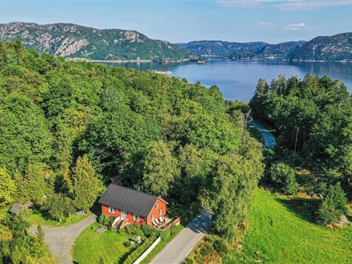 Feriehus - 8 personer -  - Ravneheiveien - Herad/Farsund - 4550 - Farsund