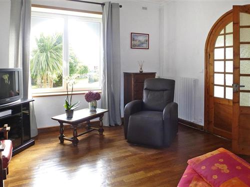 Holiday Home/Apartment - 4 persons -  - 22560 - Pleumeur-Bodou