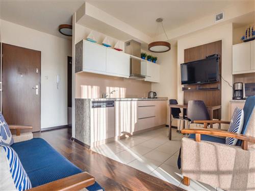 Ferieleilighet - 4 personer -  - Hel - 84-150