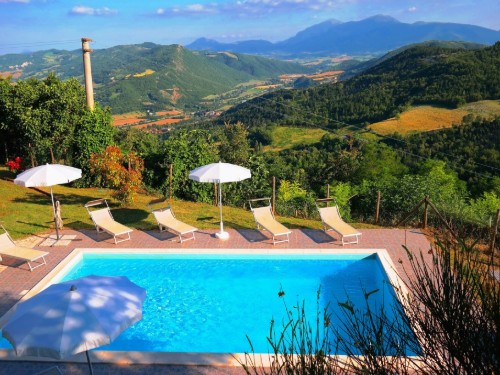 Villa - 16 personer -  - 61041 - Acqualagna