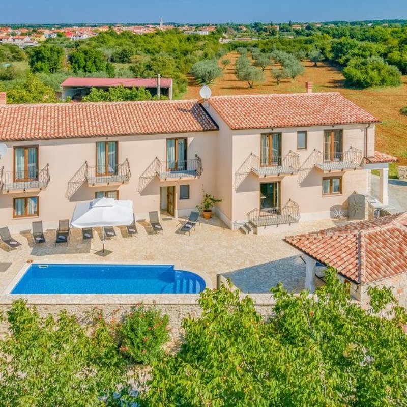 Sommerhus - 12 personer -  - Laco de Fraghena - Pula - Galizana - 52212 - Galizana