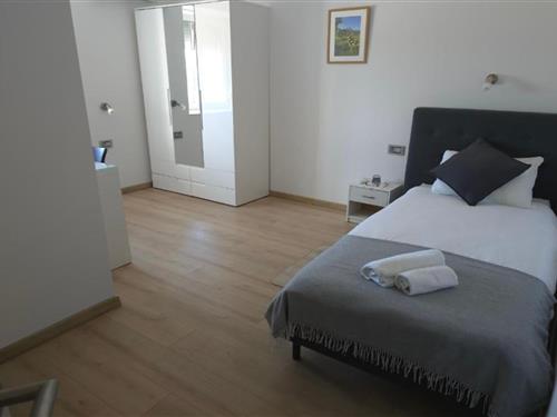 Holiday apartment - 2 persons -  - 22300 - Vrbnik-Knin