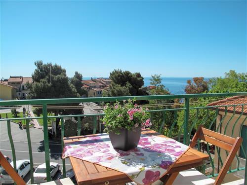 Holiday Home/Apartment - 5 persons -  - San Lorenzo Al Mare - 18017