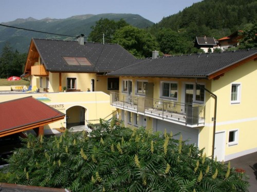 Holiday apartment - 8 persons -  - Flattach - 9831 - Flattach