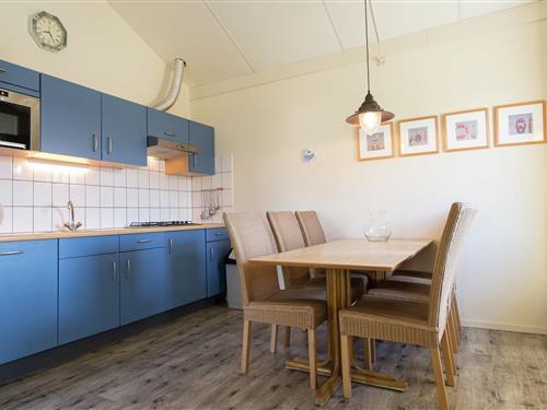 Bungalow - 6 personer -  - 9161CT - Hollum