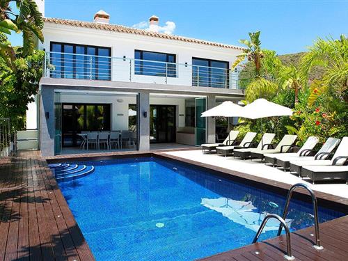 Feriehus - 12 personer -  - Calle de las Margaritas - 29679 - Benahavís