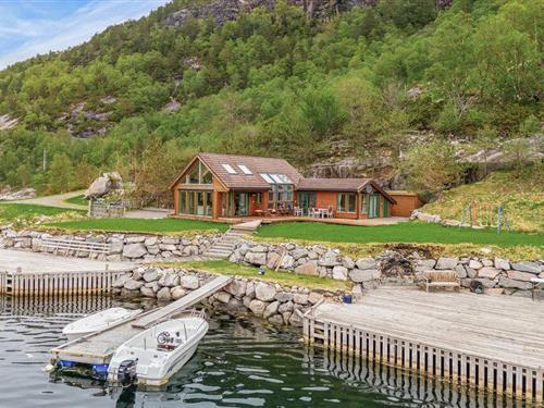 Holiday home - 11 persons -  - Austfjordvegen - 5981 - Masfjorden