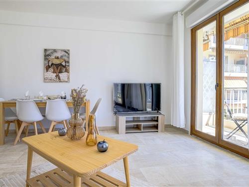 Holiday Home/Apartment - 6 persons -  - 06400 - Cannes