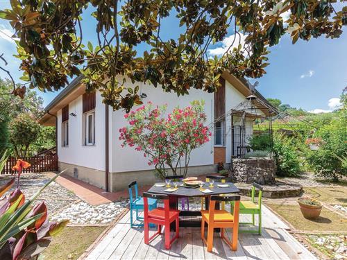 Fritidshus - 4 personer -  - Via Castagnara - Massa - 54100 - Massa (Ms)