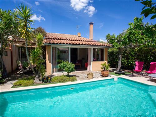 Holiday home - 4 persons -  - La Londe Les Maures - 83250