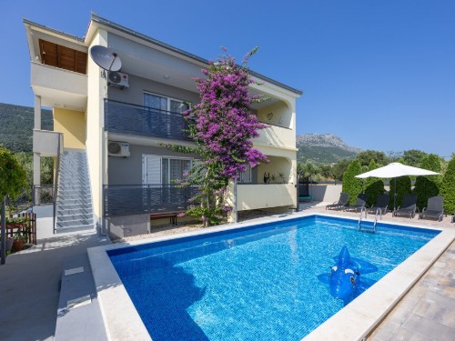 Feriehus - 10 personer -  - Majuni - Trogir-Kastel Luksic - 21215 - Kastel Luksic