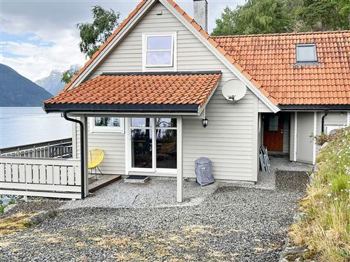 Feriehus / leilighet - 6 personer -  - Sognefjordvegen - Hella - 6863 - Leikanger