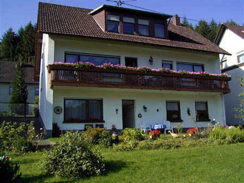 Ferienwohnung - 3 Personen -  - Im Steinreich - 54574 - Birresborn