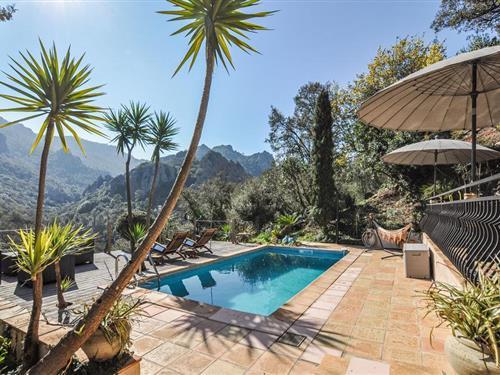 Holiday home - 8 persons -  - Allée des Mimosas de l'Es - 83600 - Fréjus