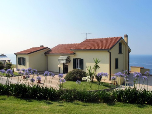 Holiday apartment - 6 persons -  - 18100 - Poggi