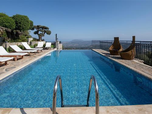 Sommerhus - 17 personer -  - Emprosneros - 73007 - Chania