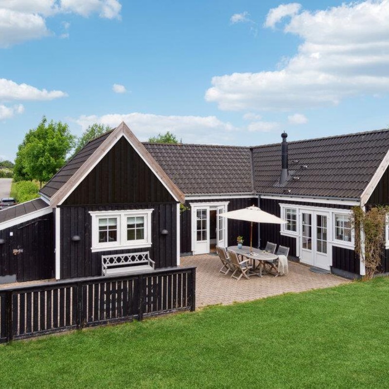 Sommerhus - 4 personer -  - Lundebakken - Tisvilde - 3210 - Vejby
