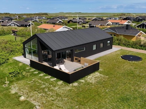 Sommerhus - 8 personer -  - Neerlandiavej - Vejlby Klit - 7673 - Harboøre