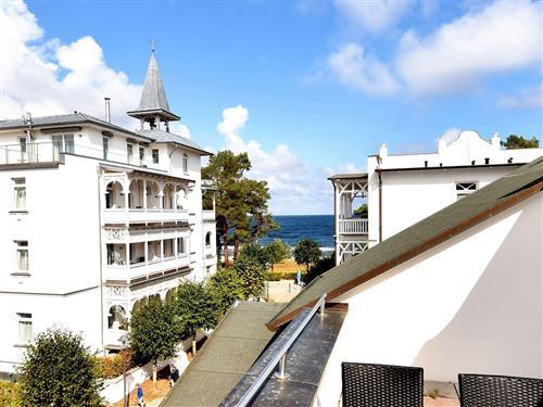 Holiday Home/Apartment - 4 persons -  - Strandpromenade - 18609 - Binz