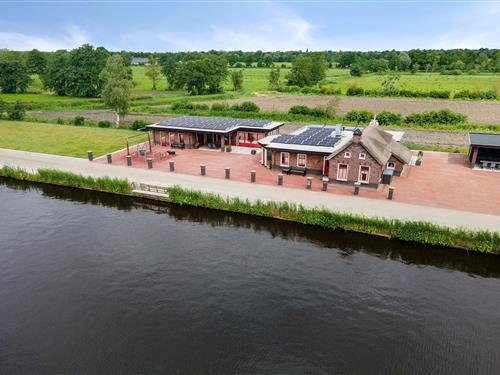 Feriehus - 10 personer -  - 9258CB - Jistrum / Skûlenboarch