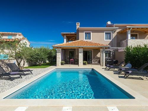 Holiday home - 6 persons -  - Kunfin - Porec-Tar-Vabriga - 52465 - Vabriga