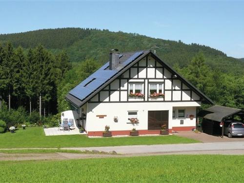 Feriehus / leilighet - 4 personer -  - 57399 - Kirchhundem