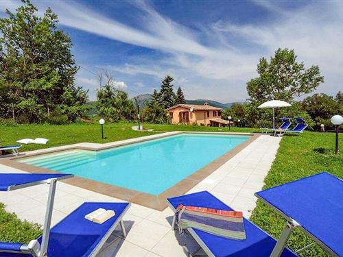 Fritidshus - 6 personer -  - Via Quartignano - 62035 - Valfornace