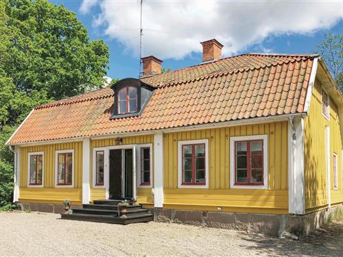 Holiday home - 7 persons -  - Grönbo Herrgård - 711 94 - Lindesberg