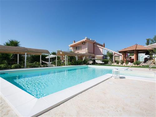 Fritidshus - 9 personer -  - Punta Secca - 97017