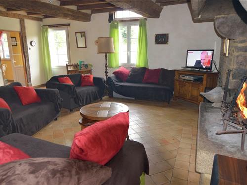 Holiday home - 8 persons -  - 50540 - Isigny-Le-Buat