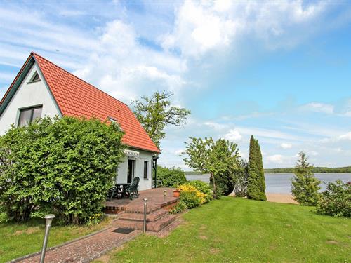 Ferienhaus - 4 Personen -  - Am Seeufer - 17192 - Torgelow Am See