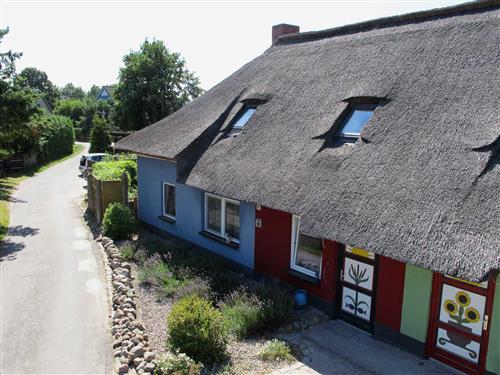 Ferienhaus - 5 Personen -  - An der Bäderstraße - 18311 - Ribnitz-Damgarten / Körkw