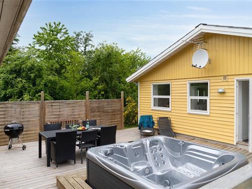 Sommerhus - 8 personer -  - Skovbrynet - Sejerø Bugt - 4560 - Vig
