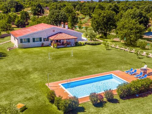 Objekt Nr.: 133-CIV744