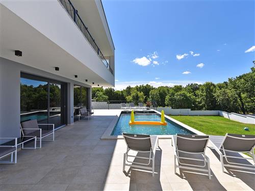 Holiday home - 8 persons -  - Bokordici - 52342