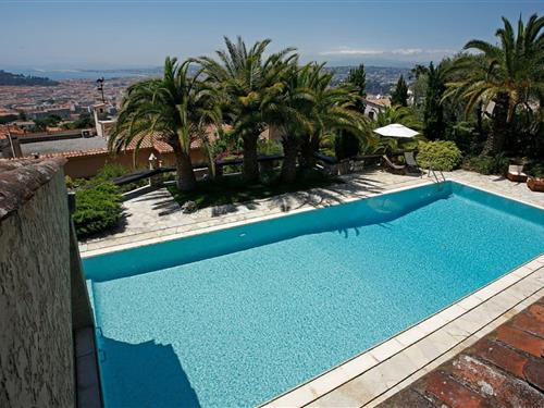 Holiday home - 24 persons -  - 06300 - Nice